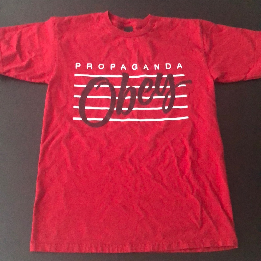 Obey T shirt